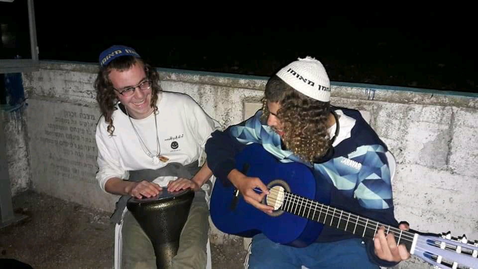 Nanach Friends Event Nanach On Guitar And A Nanach On Toaf